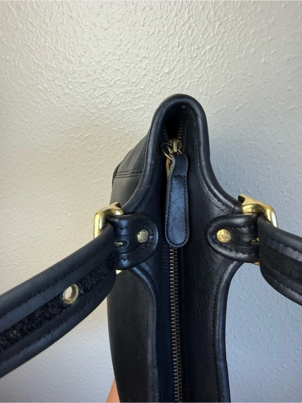 Vintage Coach 9086 leather bag